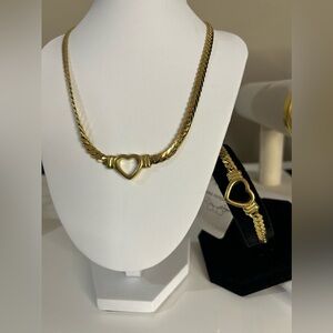 GOLDEN HEART NECKLACE LIVE LOVE SET